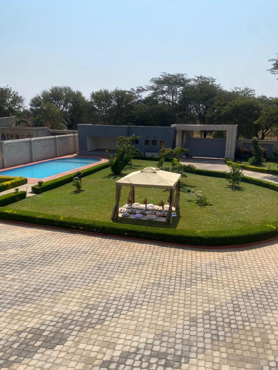 Kasbek Lodge And Tours Lusaka Exterior photo